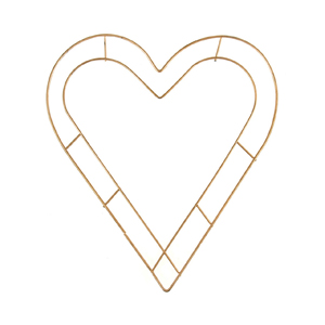 Heart-shaped Metal Wreath Frame 20cm diameter NEW - HURT